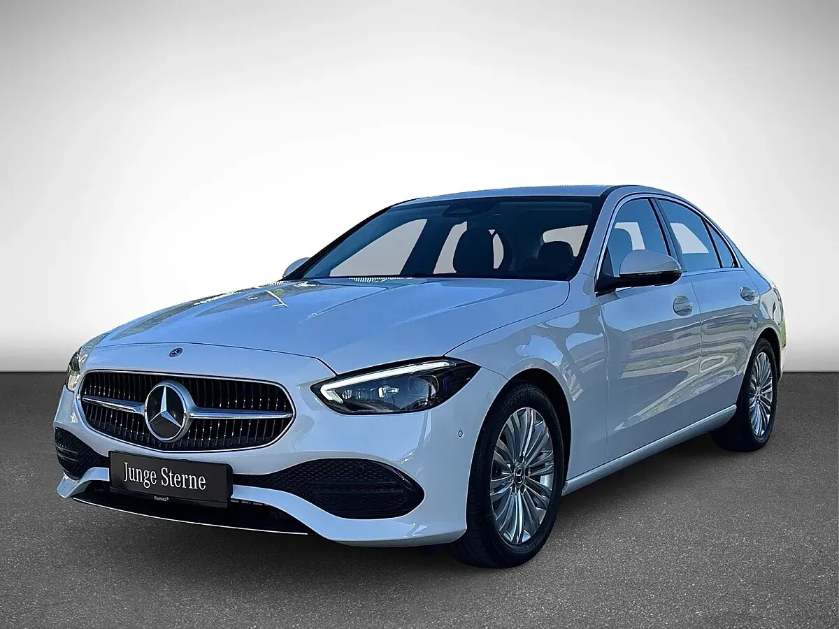 Mercedes-Benz C-Class 2025 photo 2