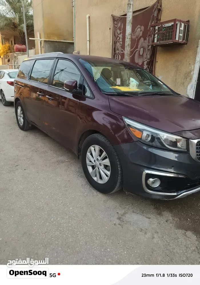 Kia Sedona 2017 photo 2