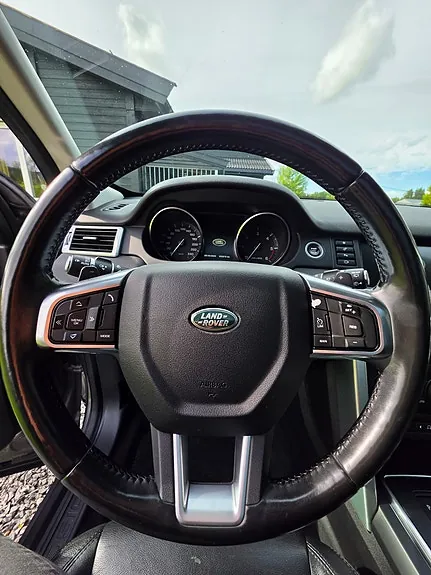 Land Rover Discovery Sport 2015 photo 5