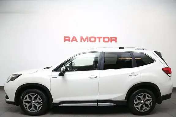 Subaru Forester 2024 photo 3