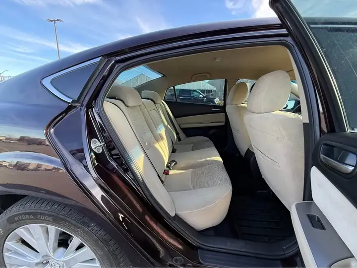 Mazda 6 2010 photo 4