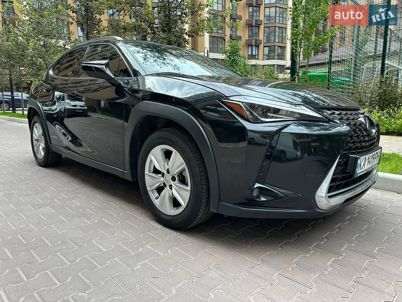 Lexus Ux 2021 photo 2