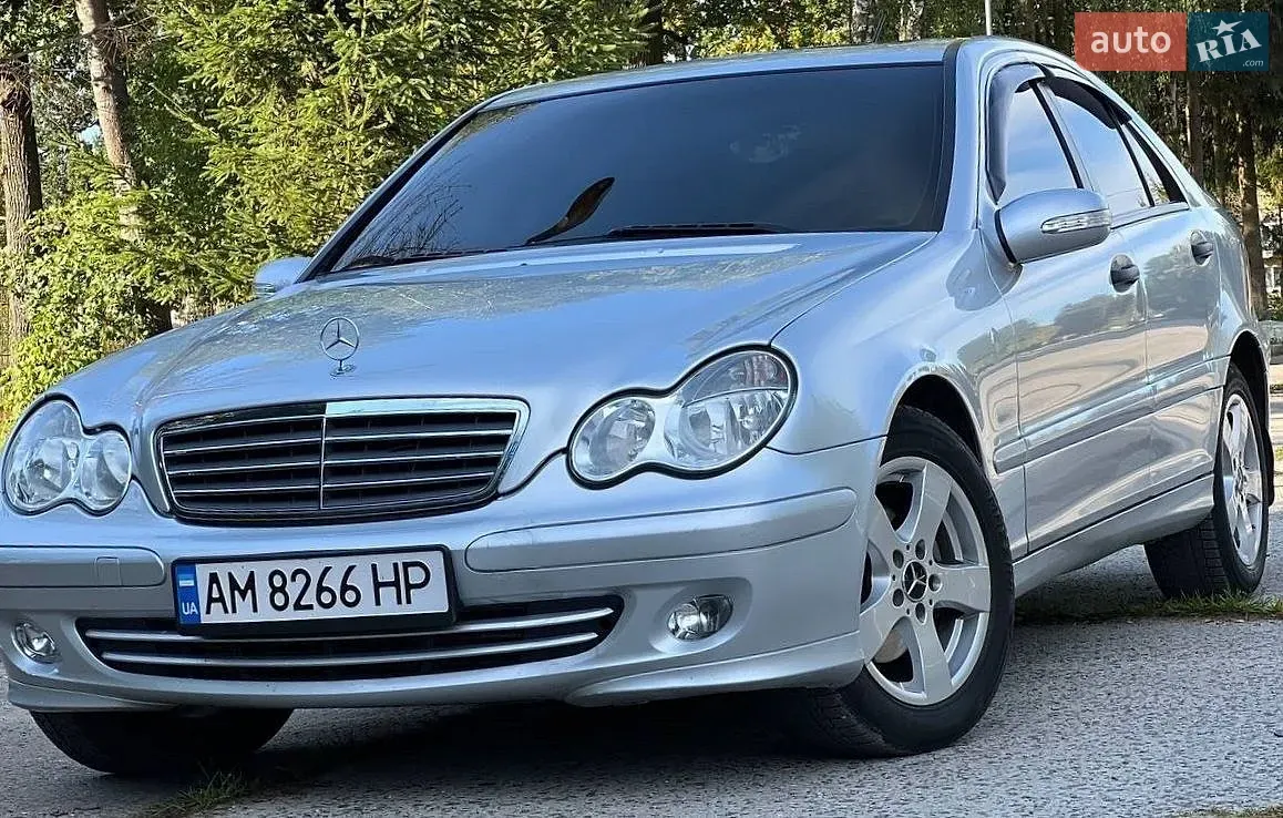 Mercedes-Benz C-Class
