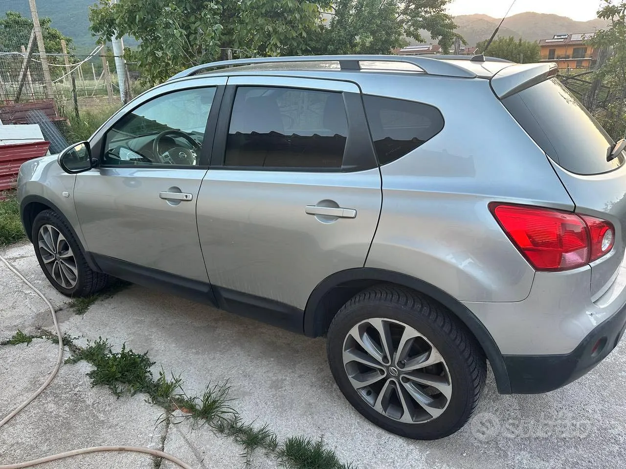 Nissan Qashqai 2010 photo 4