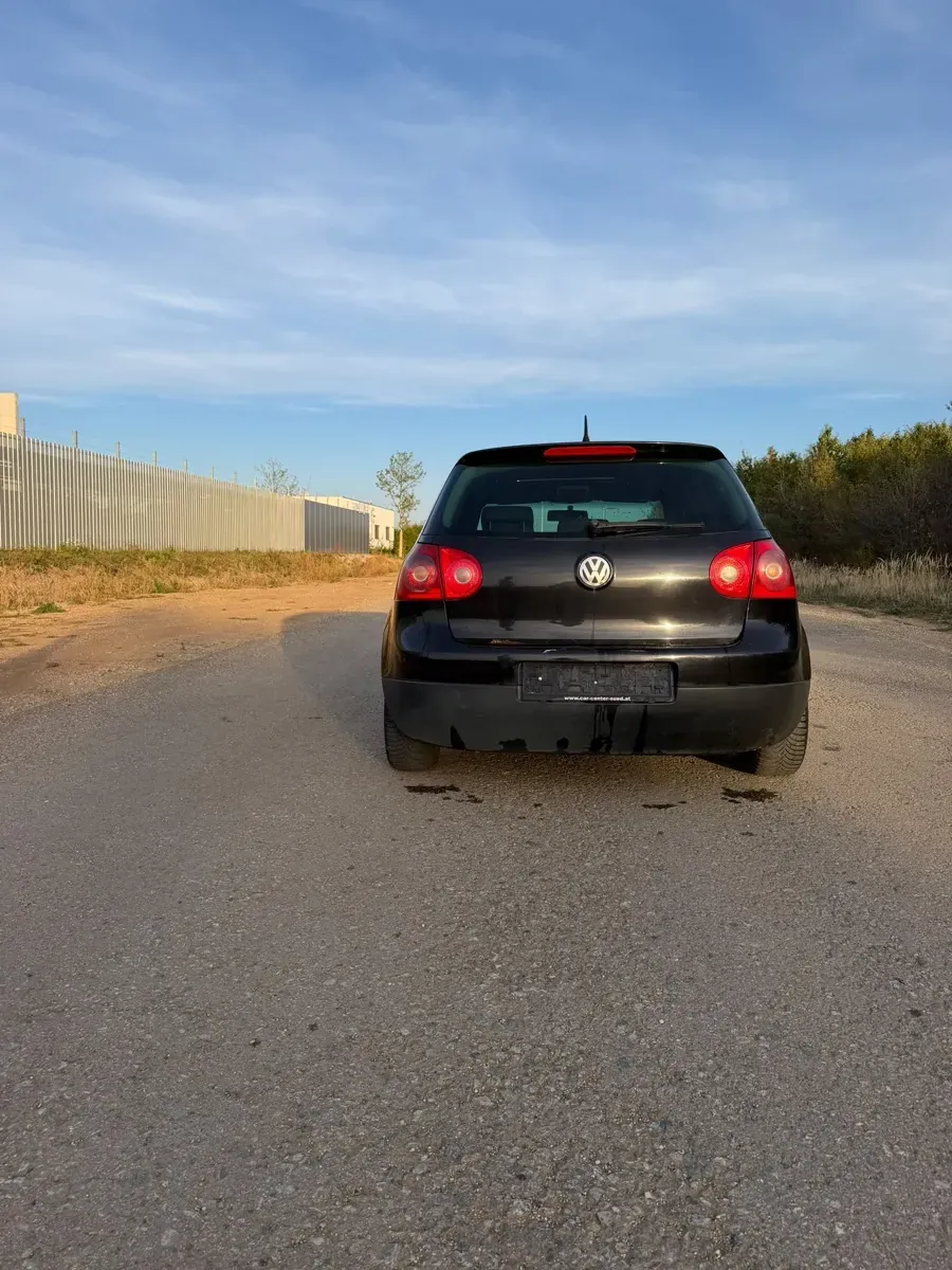 Volkswagen Golf 2008 photo 2