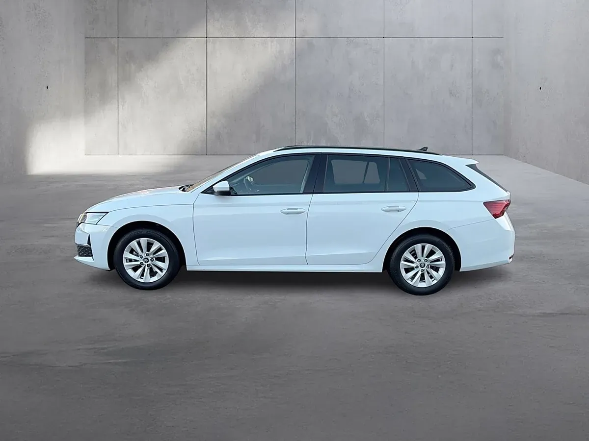 Skoda Octavia 2025 photo 2