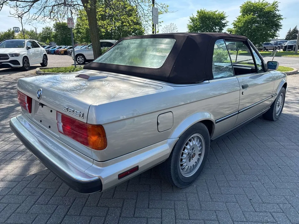 BMW 3 Series 1989 photo 5