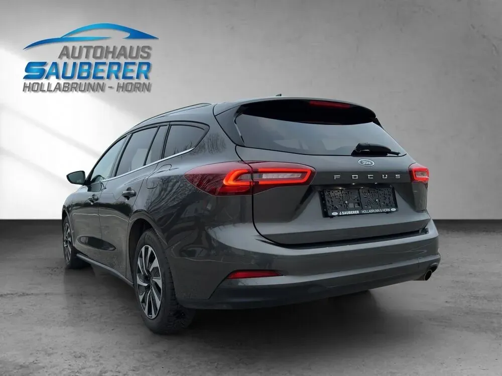 Ford Focus 2023 photo 3