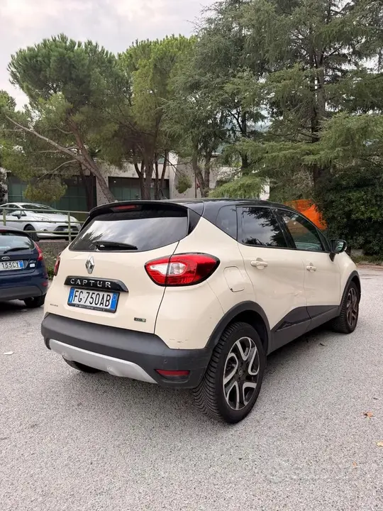 Renault Captur 2017 photo 4