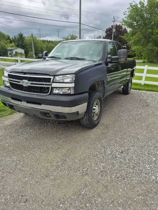 Chevrolet Silverado 2500 2002 photo 4