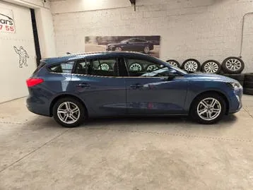 Ford Focus 2020 photo 2