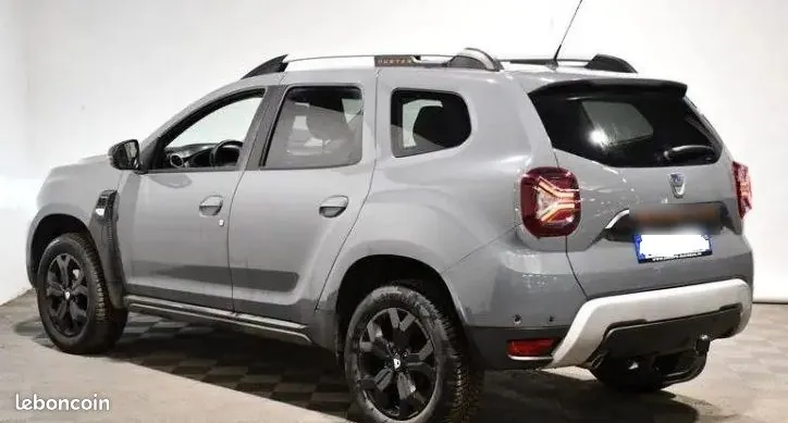 Dacia Duster 2022 photo 2