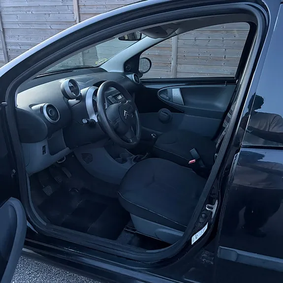 Citroen C1 2011 photo 5