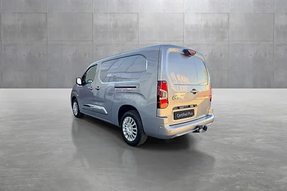 Toyota Proace City 2025 photo 3
