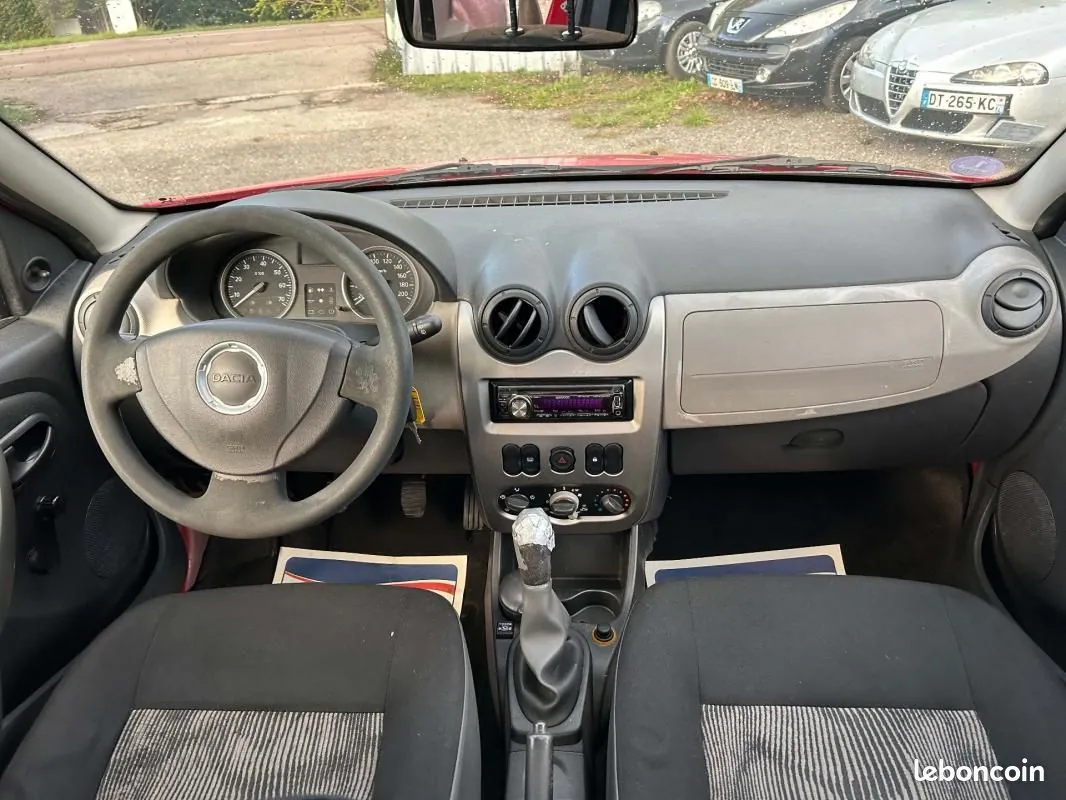 Dacia Sandero 2009 photo 4