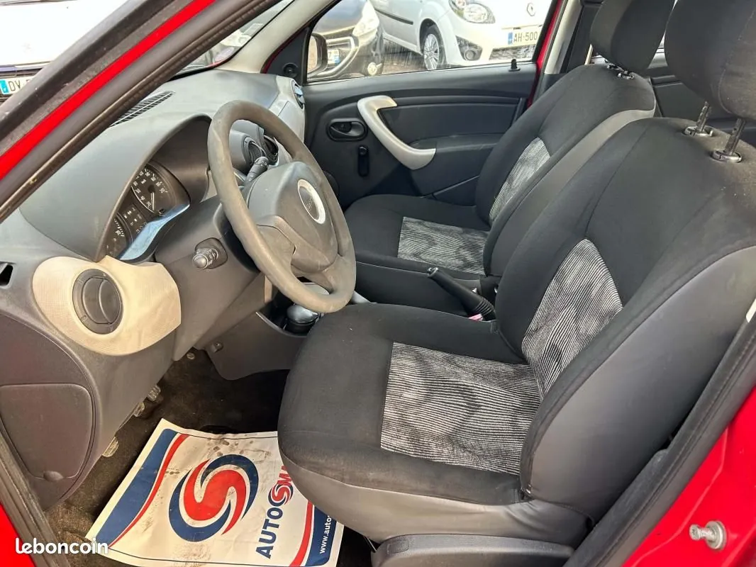 Dacia Sandero 2009 photo 5