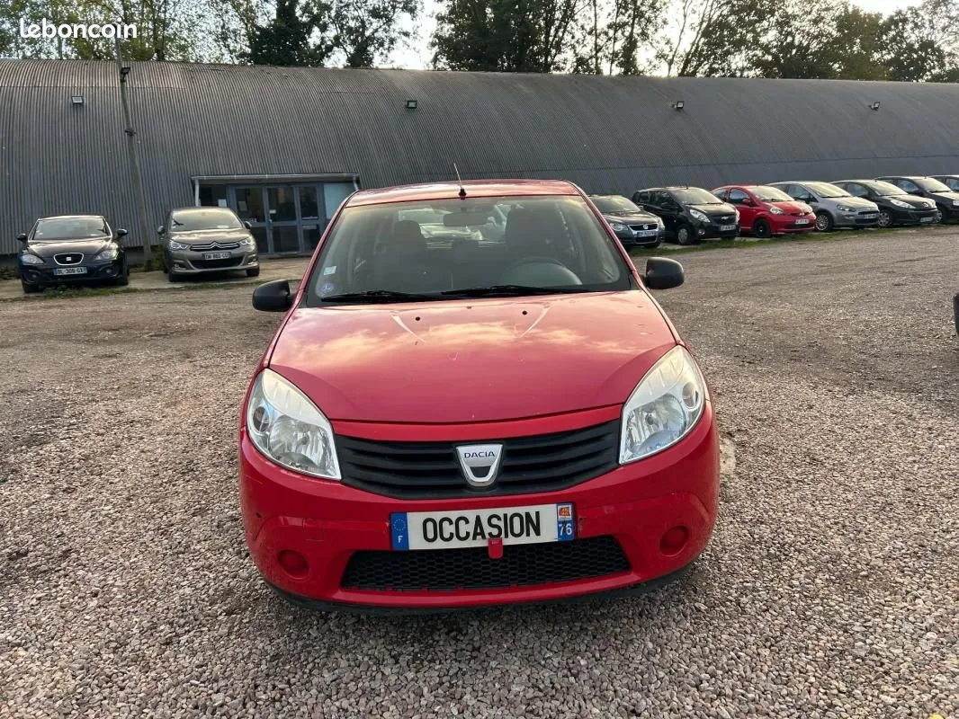 Dacia Sandero 2009 photo 3