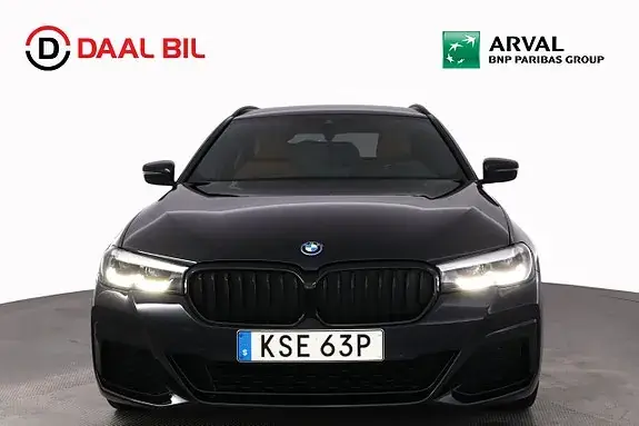 BMW 530E 2024 photo 2