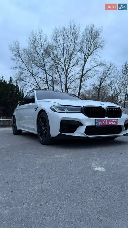 BMW 5 Series 2019 photo 3