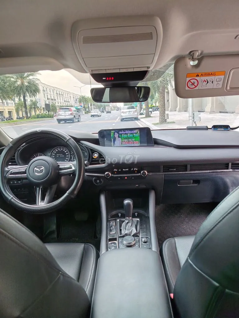 Mazda 3 2022 photo 3