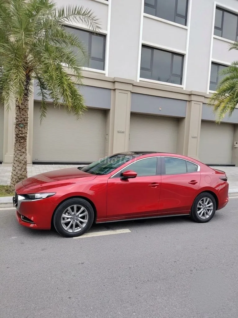 Mazda 3 2022 photo 2