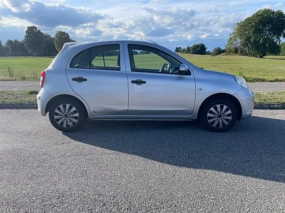 Nissan Micra 2011 photo 2