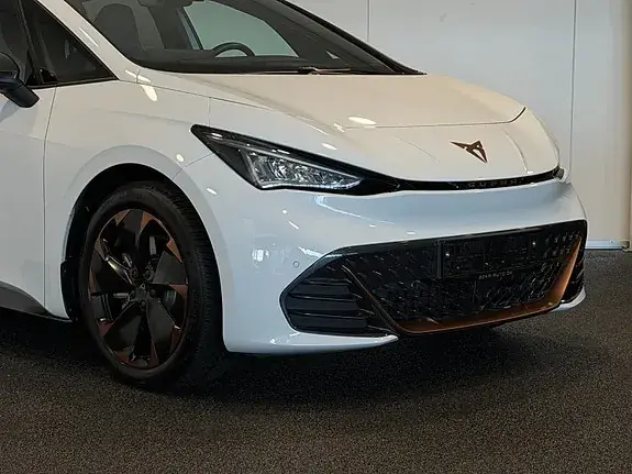 Cupra Born 2024 photo 3