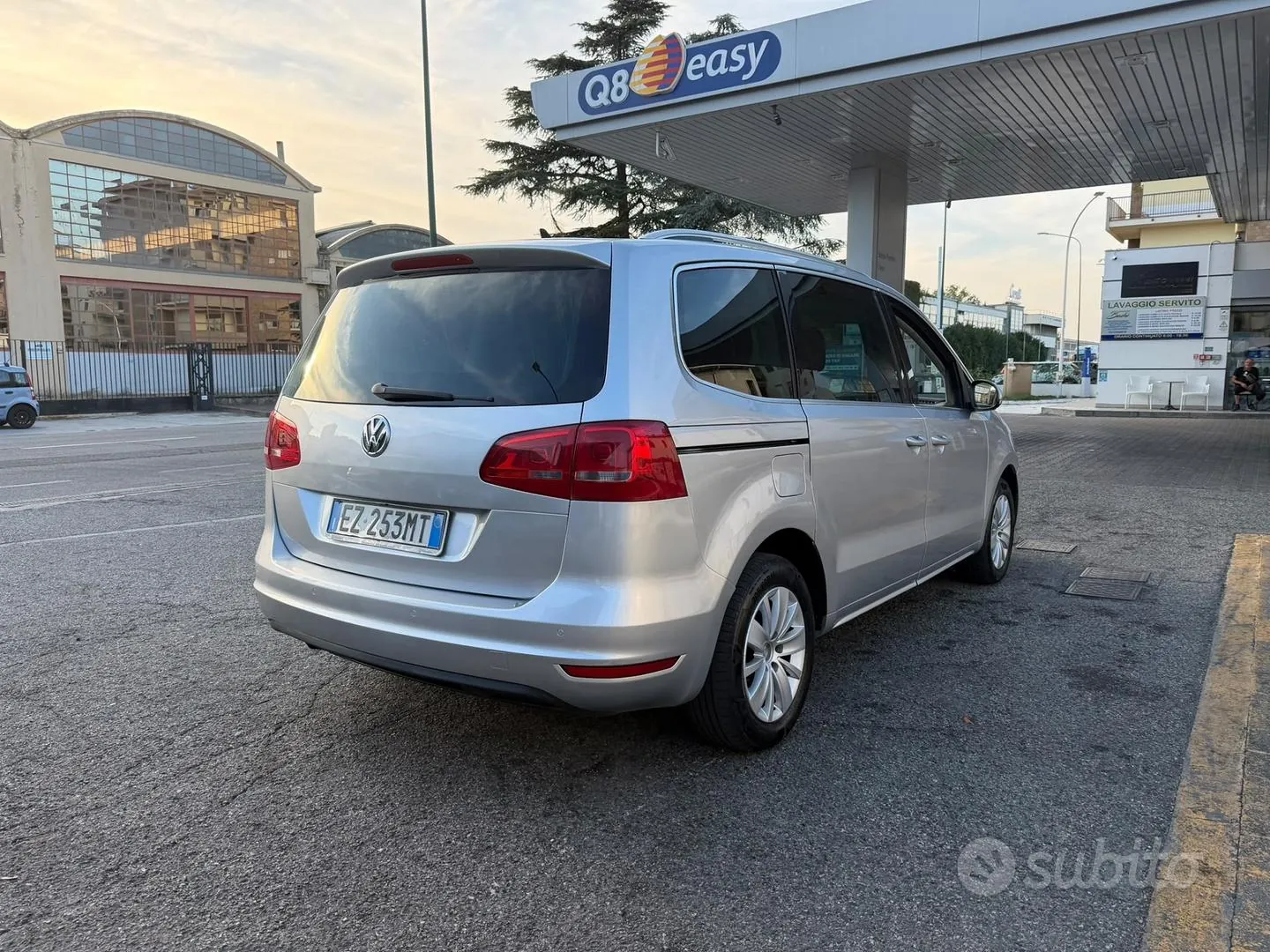 Volkswagen Sharan 2015 photo 2