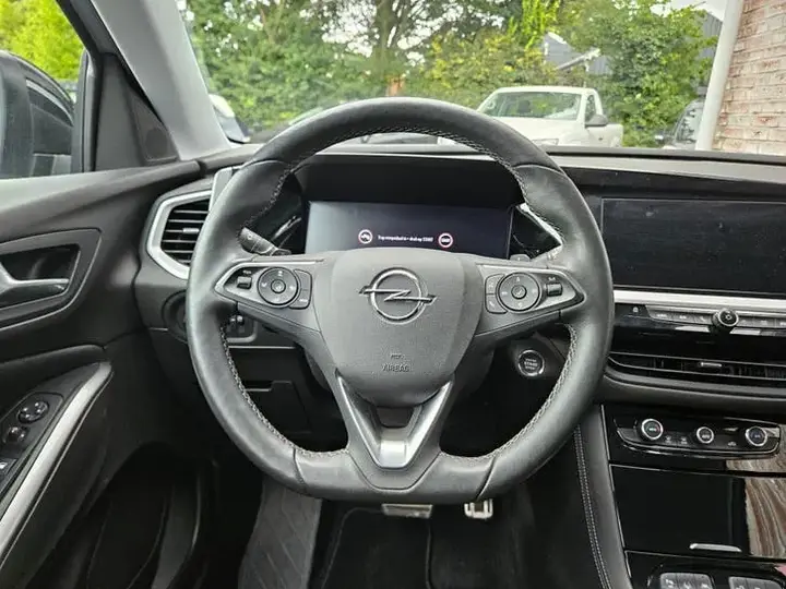 Opel Grandland 2023 photo 2