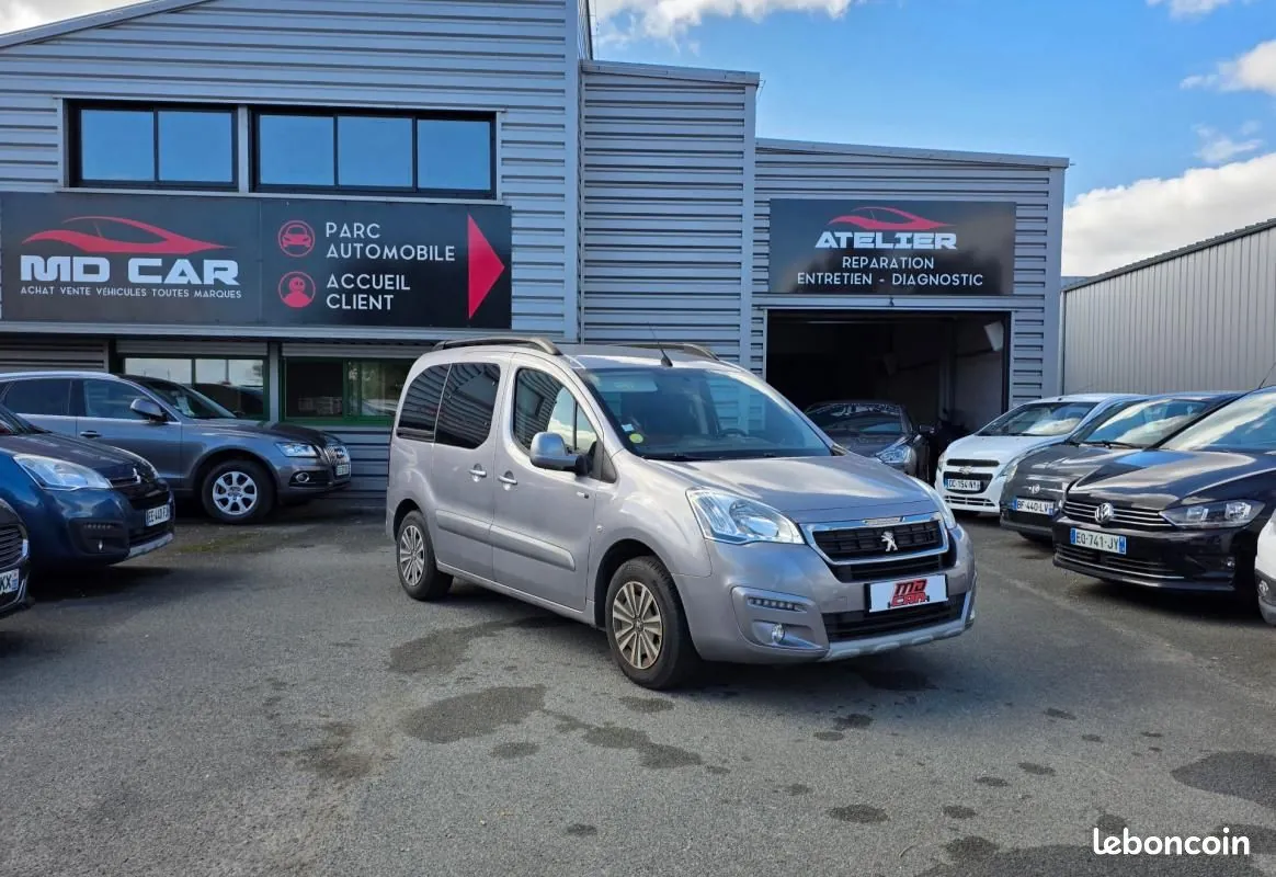 Peugeot Partner Tepee 2016 photo 2