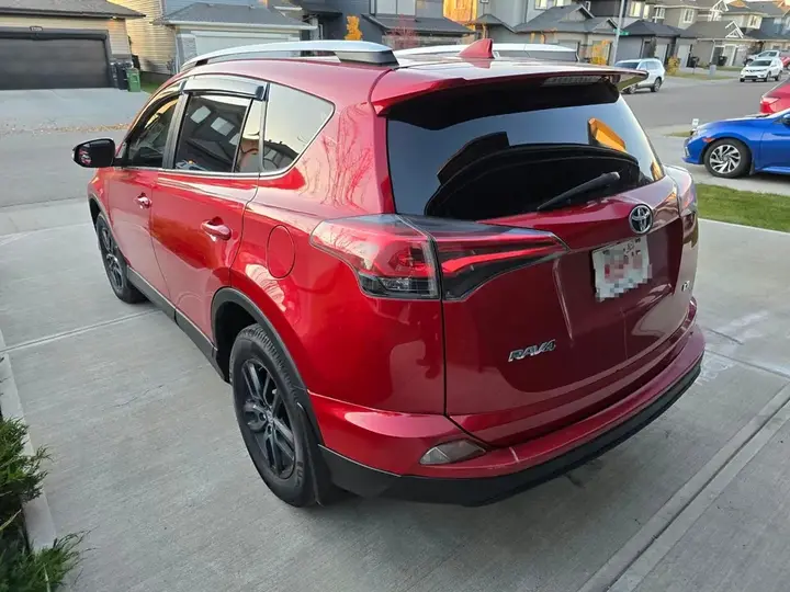Toyota Rav4 2016 photo 4