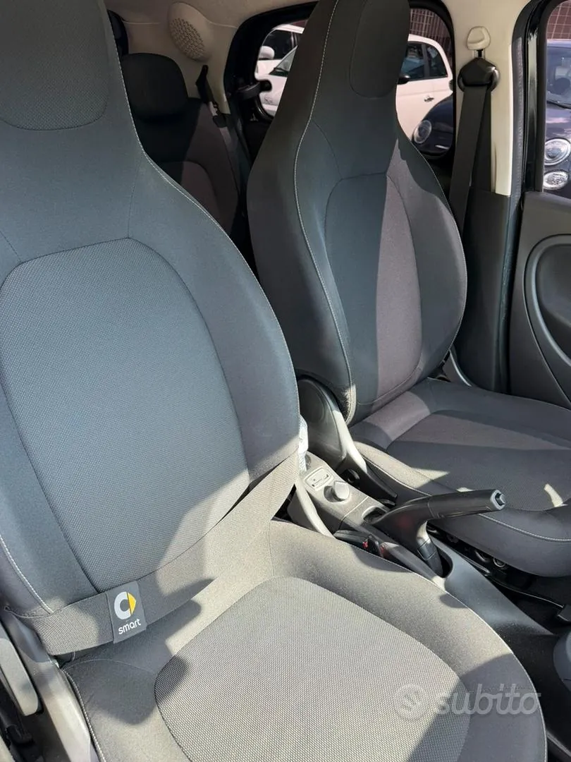 Smart Forfour 2017 photo 4