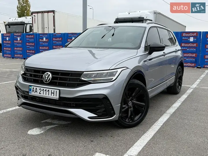 Volkswagen Tiguan 2024 photo 2