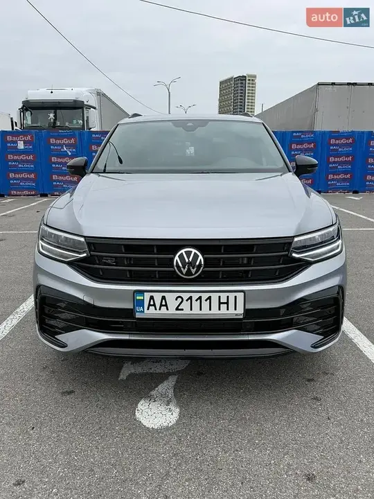 Volkswagen Tiguan 2024 photo 3