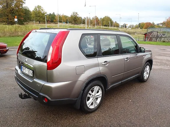 Nissan X-Trail 2010 photo 3