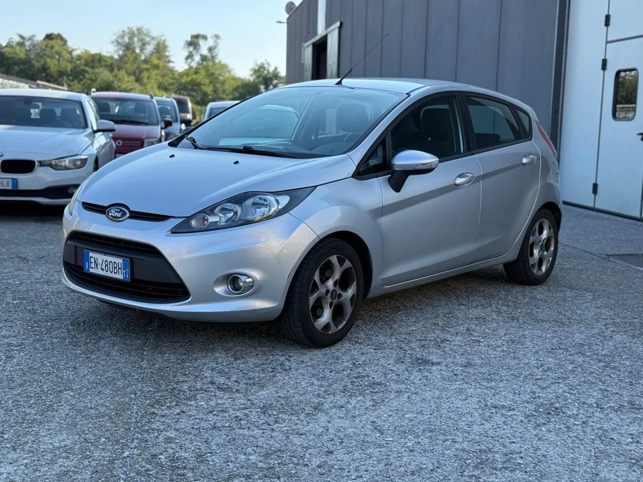 Ford Fiesta 2012 photo 2