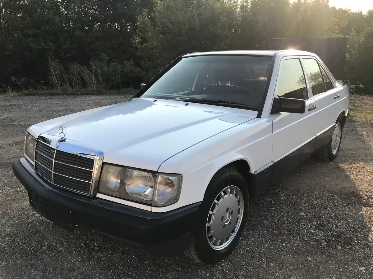 Mercedes-Benz 190
