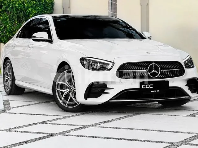 Mercedes-Benz E200