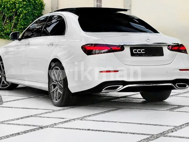 Mercedes-Benz E200 2023 photo 2