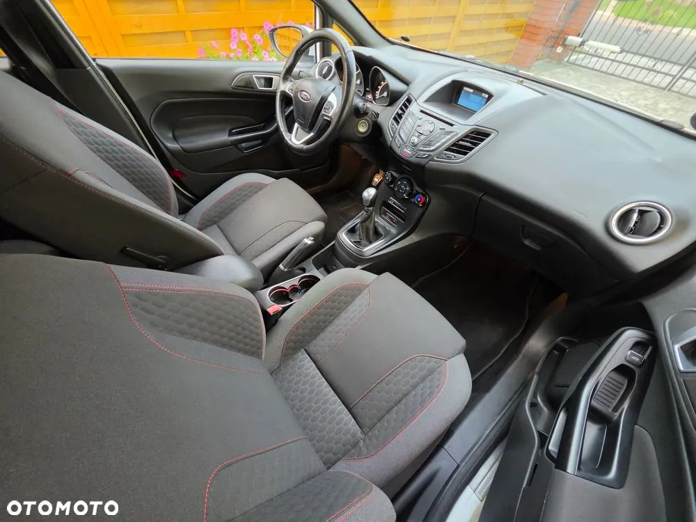Ford Fiesta 2017 photo 5