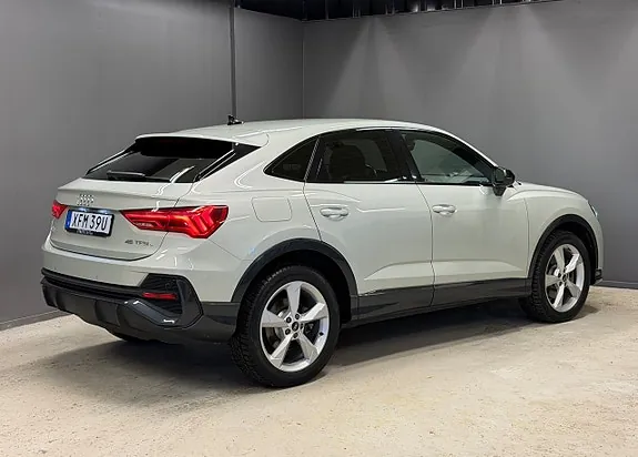 Audi Q3 2022 photo 4