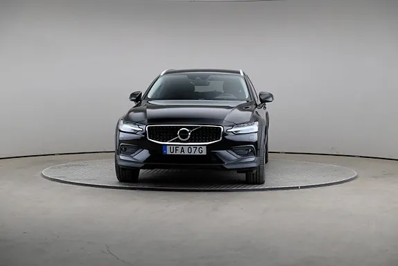 Volvo V60 Cross Country 2021 photo 3