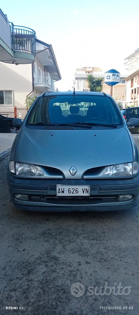 Renault Scenic 1996 photo 2