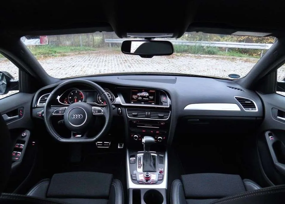 Audi A4 Avant 2014 photo 5