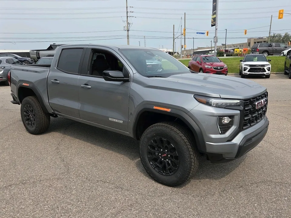 GMC Canyon 2026 photo 3