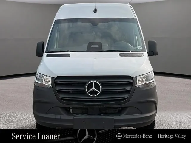 Mercedes-Benz Sprinter 2025 photo 3