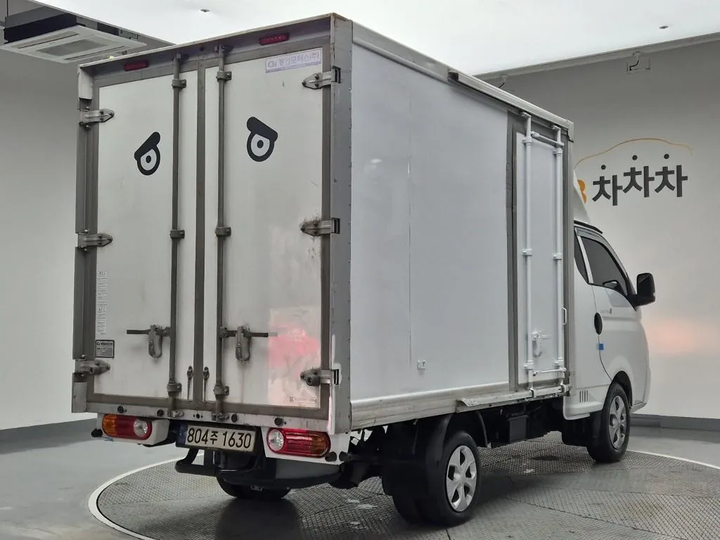 Hyundai Porter 2024 photo 3