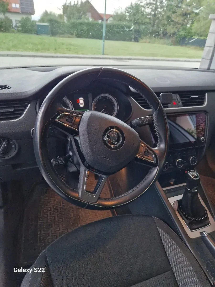 Skoda Octavia 2017 photo 3