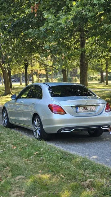 Mercedes-Benz C200