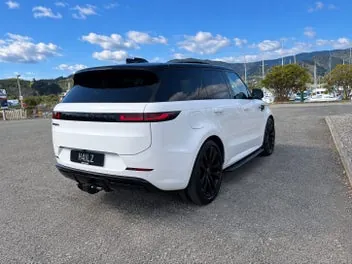 Land Rover Range Rover 2023 photo 5